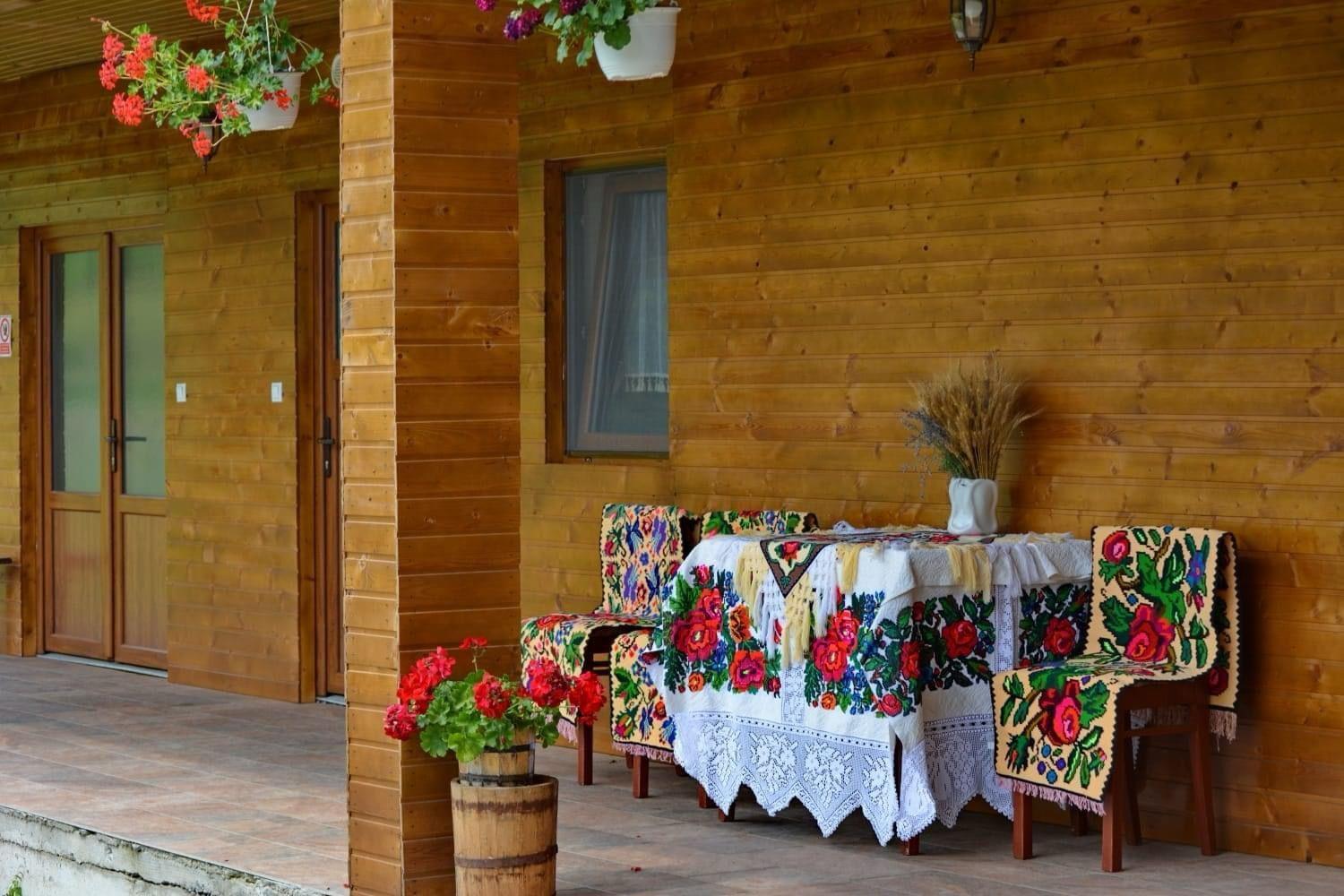 Casa Vadeanu Hotel Sighetu Marmaţiei Екстериор снимка